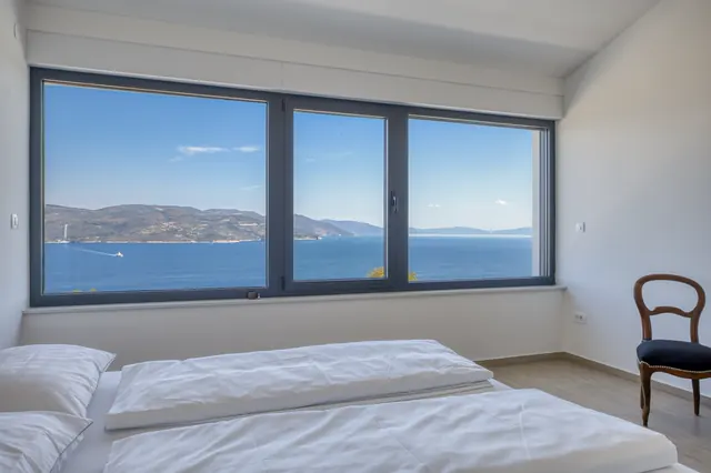 Chambre avec vue panoramique sur la mer et l’île de Cres